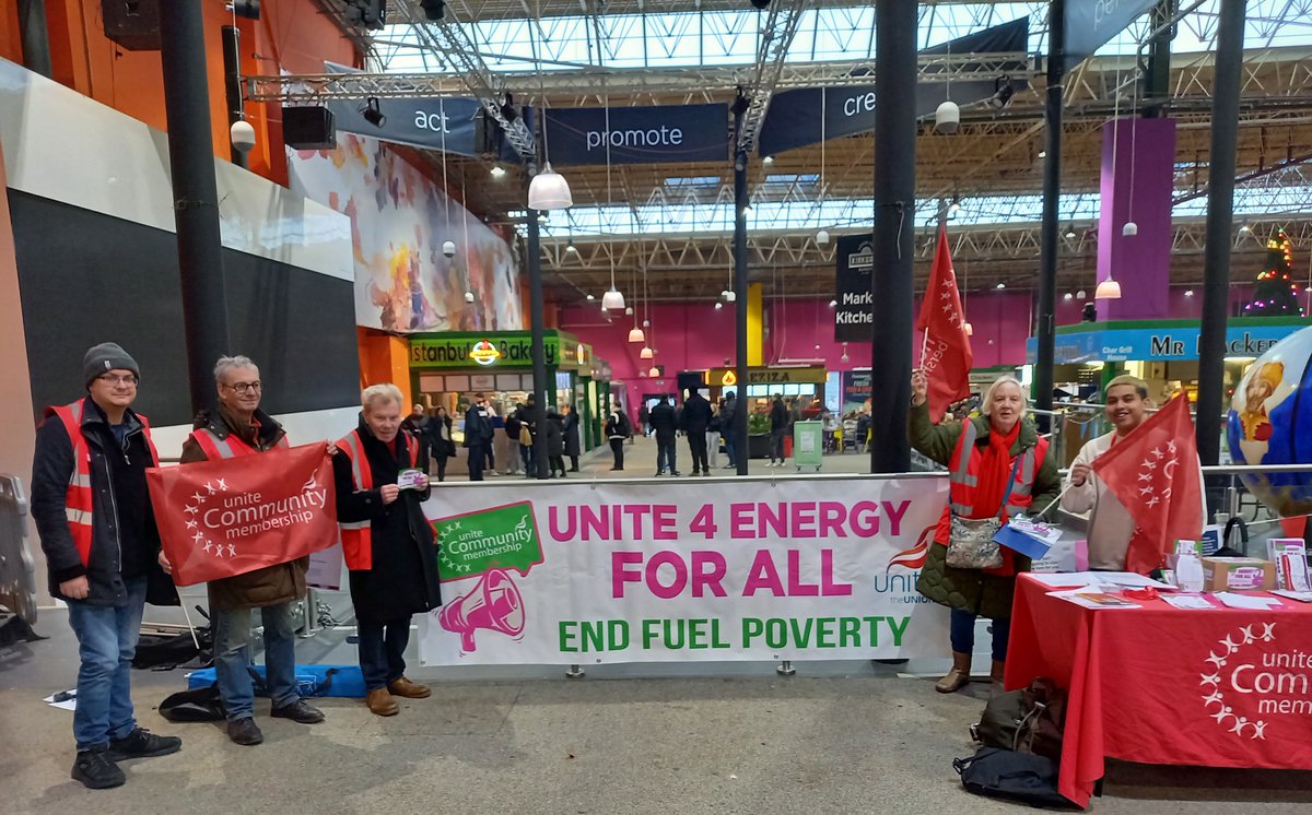 At Kirkgate Market with Energy4All campaign, including need for warm spaces (well done Leeds CC on this!). Almost half of households in Leeds Central (47.83%) and Leeds East (46.2%) in fuel poverty. Totally shocking! We need to look after one another, so let’s keep campaigning!