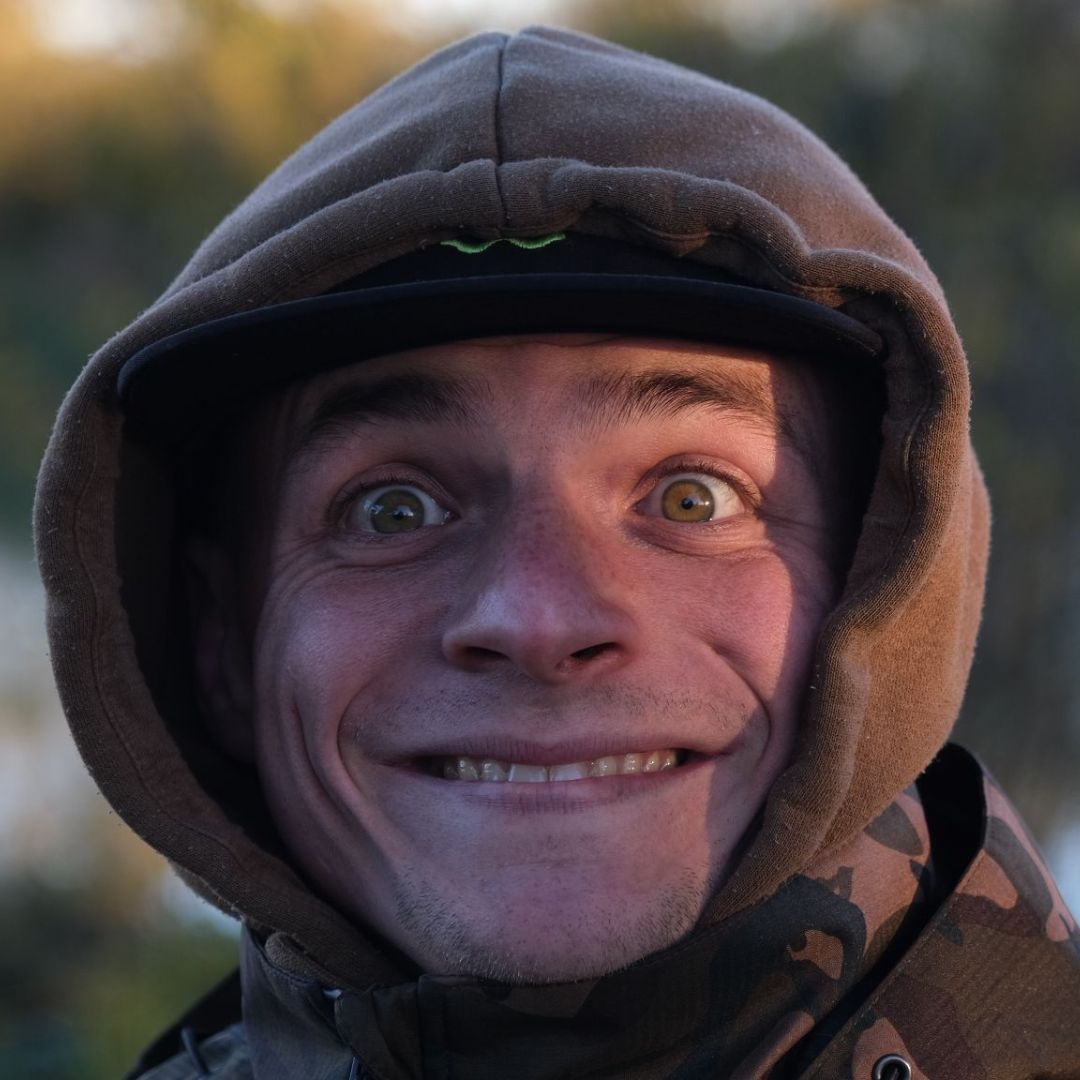 stephen77100930's tweet photo. Look who's got that early festive spirit - our team member Alex (@algoesfishing) is really showing his excitement that it's DECEMBER 1ST!😱🎅🏼

#RCCarpTackle #RCTeam #CarpFishing #Carp #CarpAngler #CarpAngling #FishingRod #CarpAccessories #Christmas #Xmas https://t.co/by4KJu6tD9