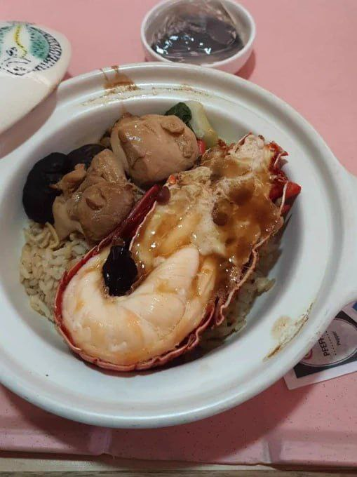 asturiange's tweet photo. Daily Food 119

Today i ordered rice with red lobster as a side dish. This is the first time I ordered seafood through the application.

#photo #iweb3 https://t.co/3dezyqxrK5