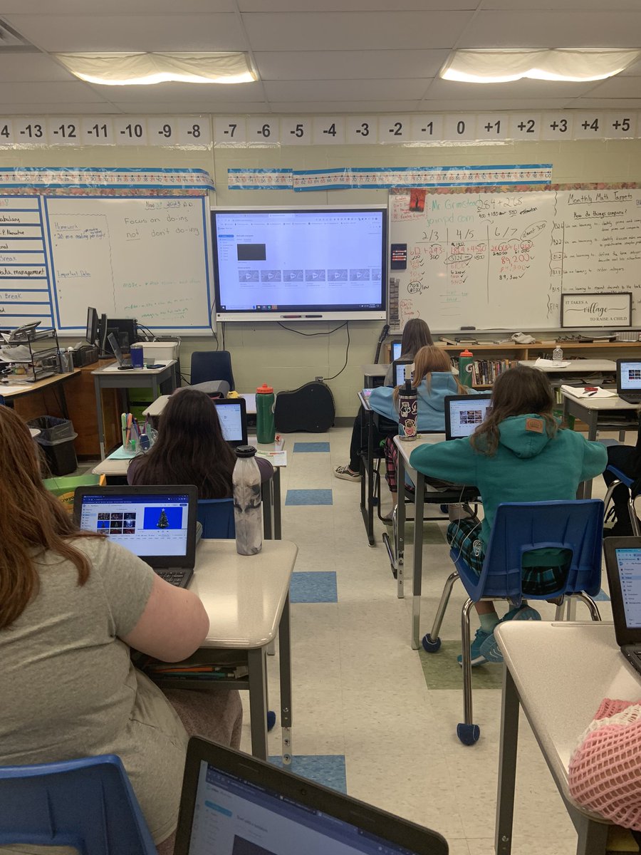 RyanMurphy1313's tweet photo. Thanks to @MrBenGeeTLDSB for coming to @MuskokaFallsPS yesterday and working with the kids and I on some tech enabled learning. For those in @TLDSB who need any support with how to use tech effectively, Ben is a great go to guy! #alwayslearning https://t.co/F85AqZhXBJ