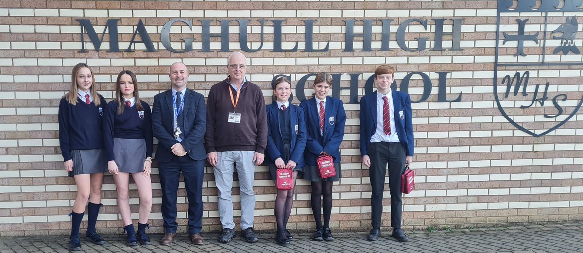 PhoenixMaghull's tweet image. Thank you to Park and Sudell Wards @seftoncouncil for their funding of three BleedKits donated this week to support @MaghullHighsch and our local community. 😊
This coincides with the positive connections we have made with the #kNOwKnifeCrime charity and @Knifesaversuk.