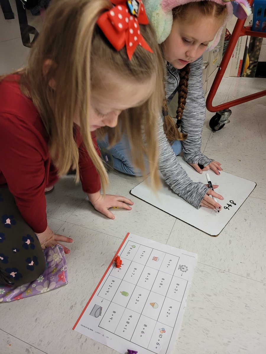 smith1st's tweet image. It's a fun Friday to go to the fair! You have to make a ten to get there. 
#EurekaMath #Mvesgainesville #Firstgraderocks