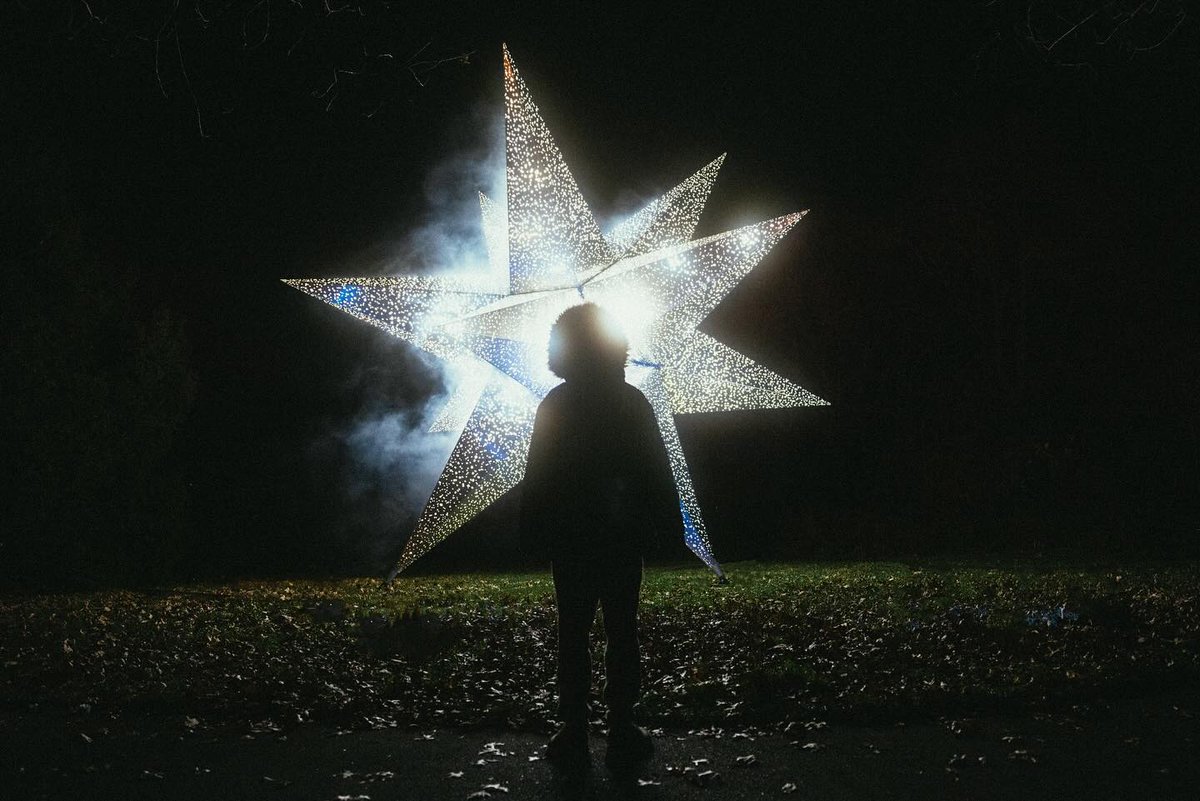 BrooklynBotanic's tweet photo. We love seeing how much visitors are enjoying this year's Lightscape so far! 🌠
Show us your #LightscapeBrooklyn experience! Make sure to tag us in your photos and you might just be featured on our feed.
📸: IG @/dutty_v02.mp4 https://t.co/ie6CAPEvWV