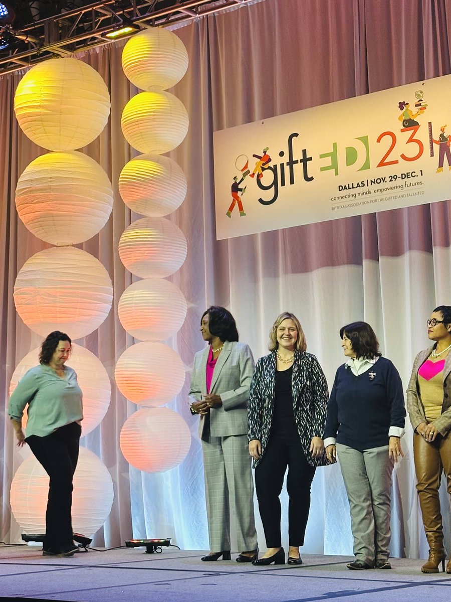 CKimballLitLead's tweet photo. The newest inductee for the @TXGifted board @SpringISD_AdvAc Director of Advanced Academics @alellingson Congratulations 🎊🎉 pic courtesy of @les_finearts ❣️#advancingSpring @Mrs_KGetz @Sosa77_GT @evo_newso @JanetMy07060980 https://t.co/ICNv6IfYqQ