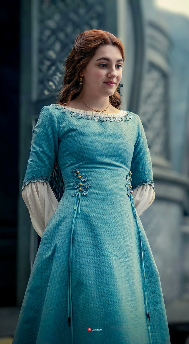 DarkRrum's tweet photo. Alicent Hightower ♥️

The first look at #HOTDS2 is coming tomorrow, with fire and blood ❤‍🔥 https://t.co/eDIZcNFV0T