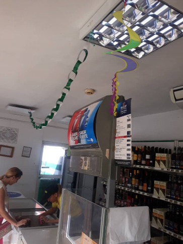 mtzcimex1's tweet photo. #Servicentro #LaDársena, se suma a la Campaña de Fin de Año. 🎊
Excelente servicio, con iniciativas propias de la ocasión para mejor atractivo y confort de nuestros visitantes.
Porque con #Cimex este es tu año, hazlo realidad!!!🤩
🎀Feliz #FinDeAño2023
#Cimex #AlServicioDelPueblo https://t.co/dsg63ykW1X