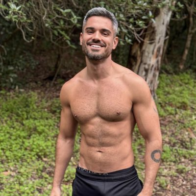 WilliamModel's tweet image. #NewProfilePic