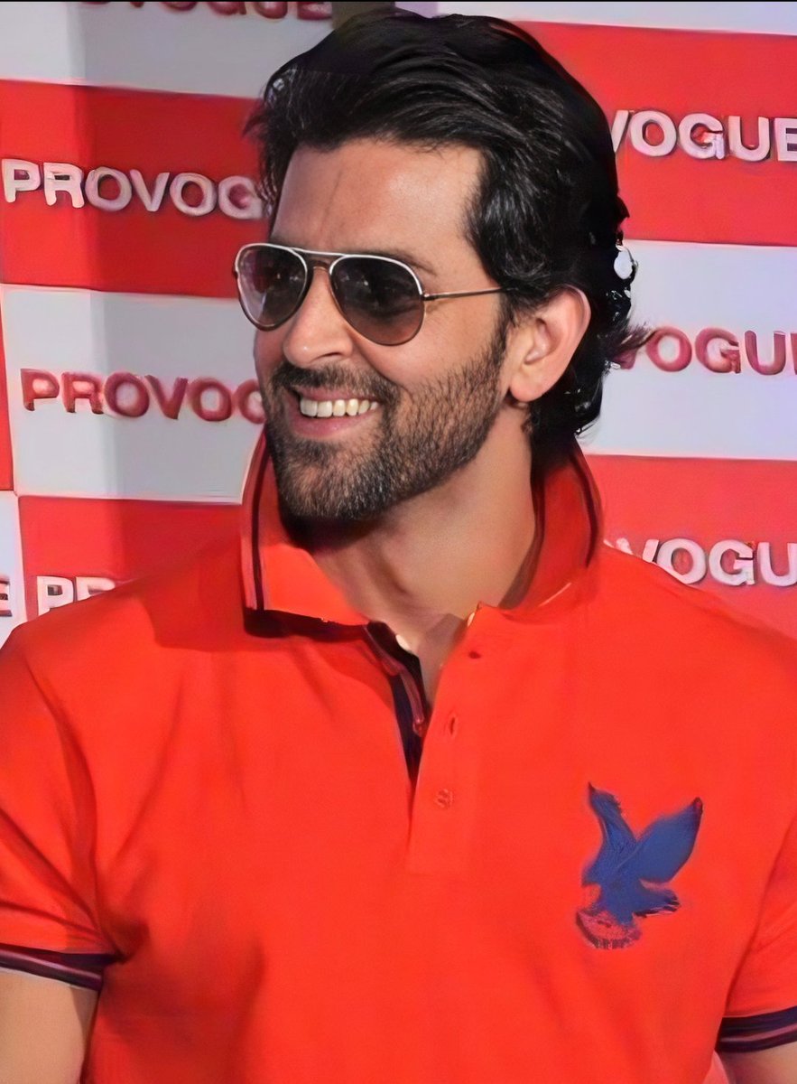 MaggiePol2's tweet photo. U wish...😌
#RedHott❤️🔥 #HrithikRoshan https://t.co/lhIddV0QlB
