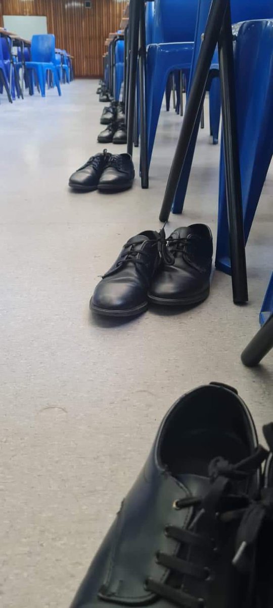 And that’s a wrap! Fourways High School Matric class of 2023 wrote their final paper today and donated their school shoes to Kids Haven after their pens went down for the last time. #legends Anele Motsepe East London Mogoeng Mogoeng #Matric2023PensDown