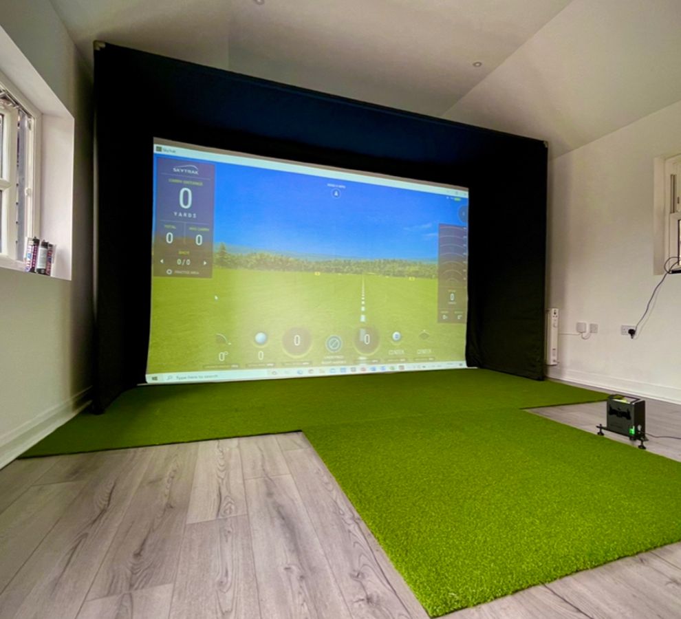 GolfinSimulator's tweet photo. Add a SimBay to your home this winter !
Enclosures - Launch Monitors - Packages and more
#skytrak #trackman #Flightscope #mevo+ https://t.co/ksKvp0aUDP