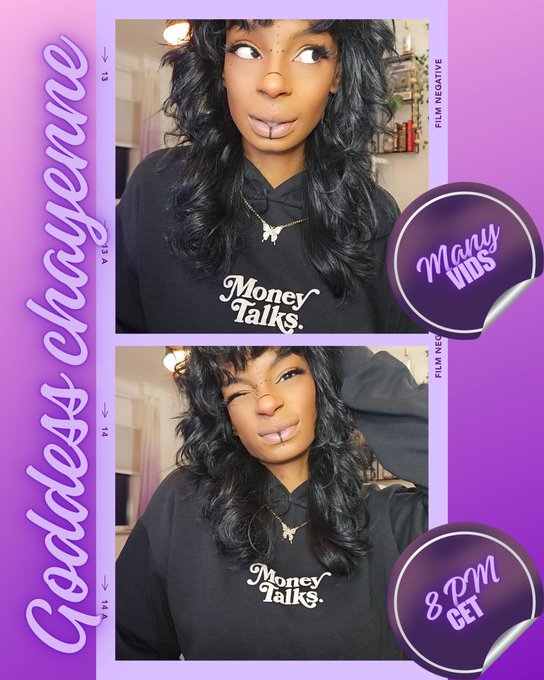 Tonight livestreaming over on many vids. I know you got paid today, you better come and hand it all over<a href="/tag/footfetish"class="tags"><span>#footfetish</span></a><a href="/tag/ebonygoddess"class="tags"><span>#ebonygoddess</span></a><a href="/tag/feetpics"class="tags"><span>#feetpics</span></a>