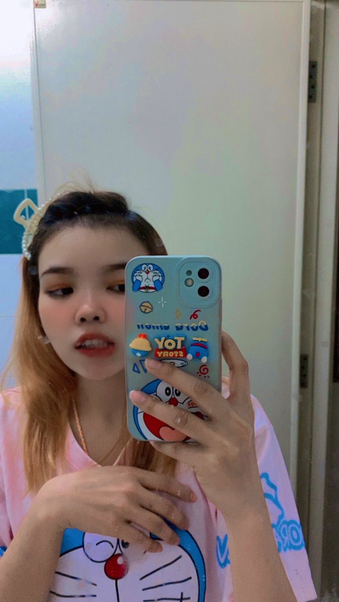 preiwney07's tweet photo. ธันวาแล้ว ทันมีแฟนคึเก่าหล่ะ⚡️🌟 https://t.co/Y8j5Xsbjvi