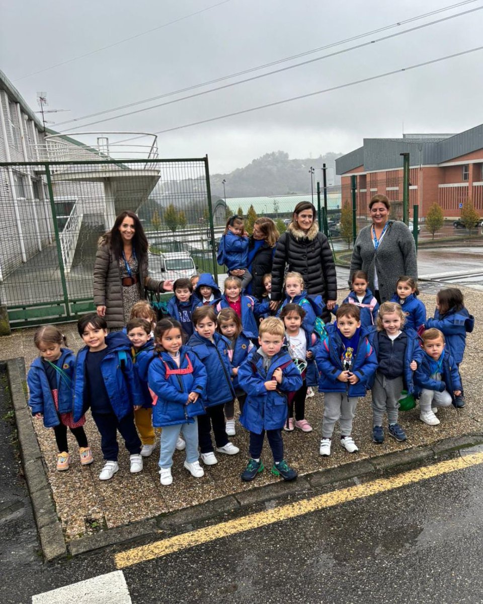 ColegioMeres's tweet image. ¡Qué bien se lo han pasado nuestros Enanitos en la piscina! 🏊🏼 Los cursos llegan a su fin pero el aprendizaje perdurará 🤩 Muchas gracias a todos los que lo habéis hecho posible y, en especial, a las 4 superabuelas que nos han ayudado durante las sesiones 😊❤️ #ColegioMeres