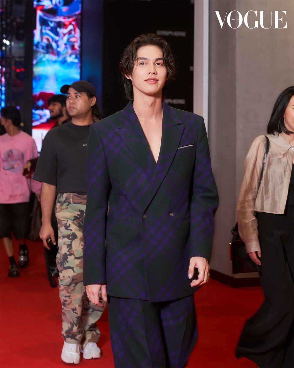 VogueThailand tweet picture