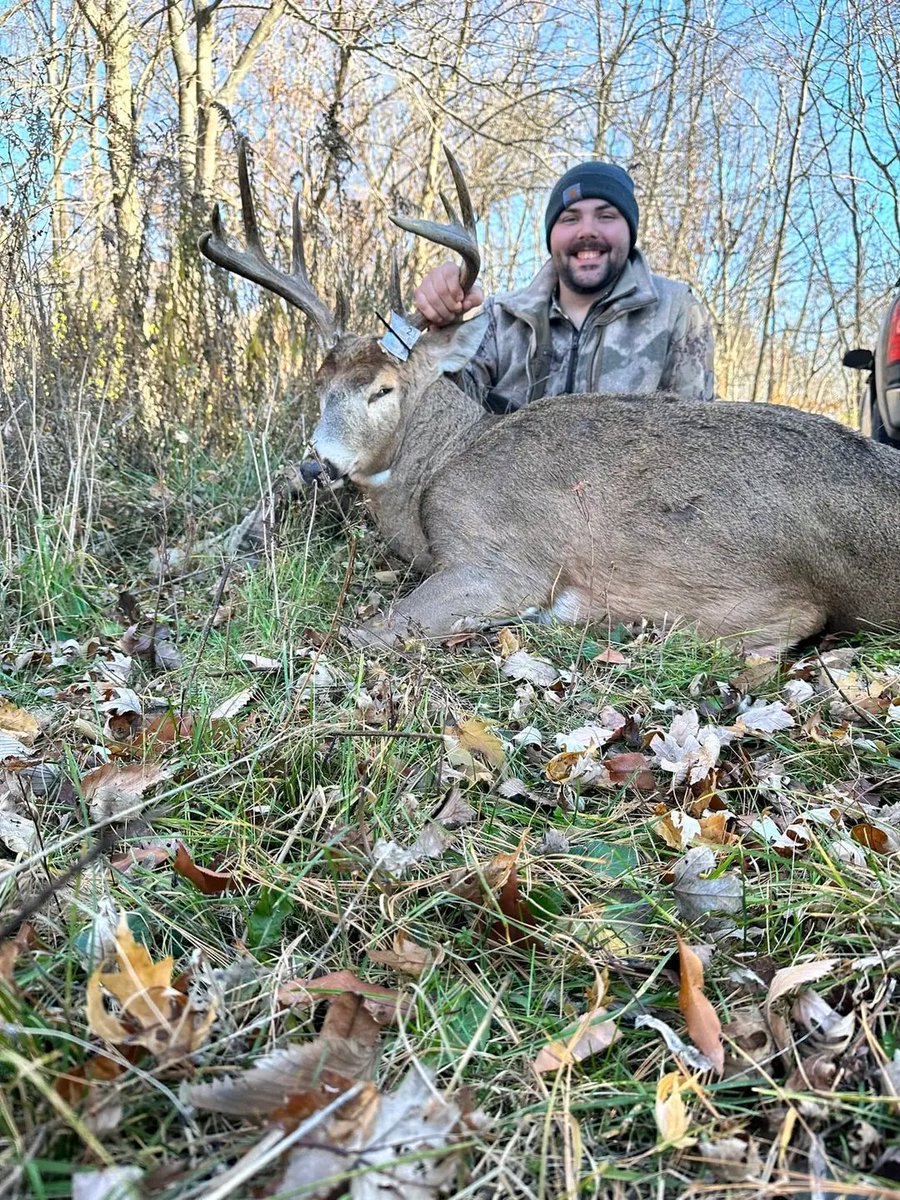 Hancock county. ❣️🦌🏹

#FridayVibes #FridayFeeling #TheKing #FridayMorning #FridayMotivation #SweetHome2 #1stofDecember #hunting #huntingseason #deer #deerseason #outdoor #lovershunting #buck #buckhunting