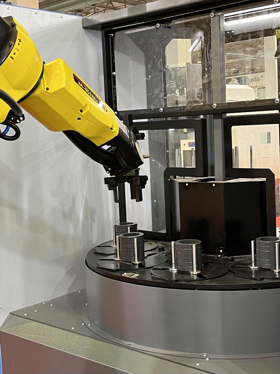 TezmaksanMakina's tweet photo. Bumatech Fuarı’nda tüm hızıyla devam ediyor! Sizleri de standımıza bekliyoruz. ⚙🛠
Hol: 3
Stand: 318
#Tezmaksan #BumatechFuarı #cnc #sürdürülebilirlik #cubebox #otomasyon #kapasitematik #parkurda #sanayi #makina #ticaret #üretim #teknoloji https://t.co/yQ4B8meAAd