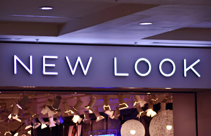 AllFactsAI's tweet photo. 🟣 #Blockchain #Facts 🟣
In a significant move towards sustainable practices, UK fashion retailer New Look has joined forces with blockchain traceability startup TrusTrace, aiming to enhance transparency in the fashion supply chain...👀💜
#NewLook #UK #Sustainability #TrusTrace https://t.co/D7QNjU2vLB