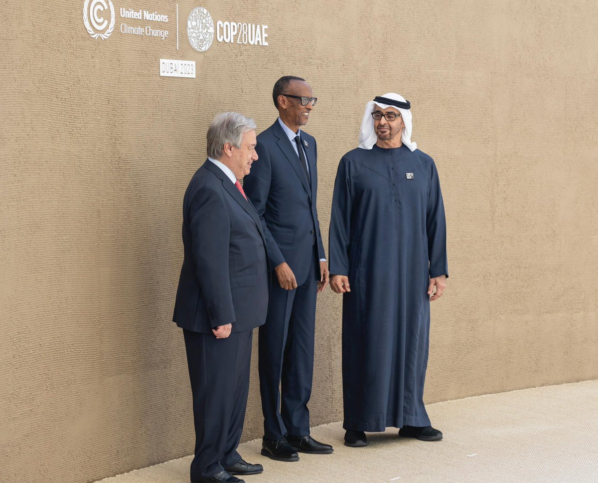 UrugwiroVillage's tweet photo. UAE President HH Sheikh Mohamed bin Zayed Al Nahyan @MohamedBinZayed and UN Secretary General Antonío Guterres @antonioguterres welcome President Kagame to #COP28 https://t.co/f3eTgjgwjK