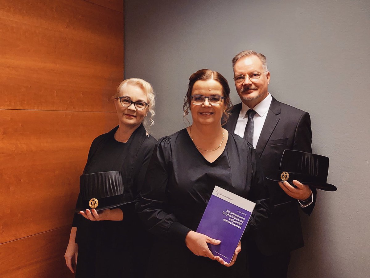 Pekka Isotalus (@pisotalus) on Twitter photo Tänään <a href="/OrtjuSari/">Sari Ortju</a> väitteli aiheesta: Kuunteleminen työyhteisötaitona esihenkilö-alaissuhteessa. <a href="/EKostiainen/">Emma Kostiainen</a> vastaväittäjänä ja itse kustoksena. Tänään <a href="/OrtjuSari/">Sari Ortju</a> väitteli aiheesta: Kuunteleminen työyhteisötaitona esihenkilö-alaissuhteessa. <a href="/EKostiainen/">Emma Kostiainen</a> vastaväittäjänä ja itse kustoksena.