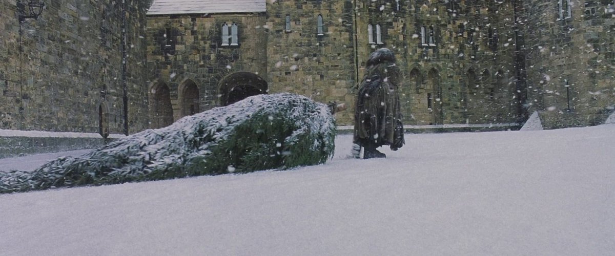 sihirbakanii's tweet photo. Hogwarts'ta kış başkadır. https://t.co/SkQhLrqEUT