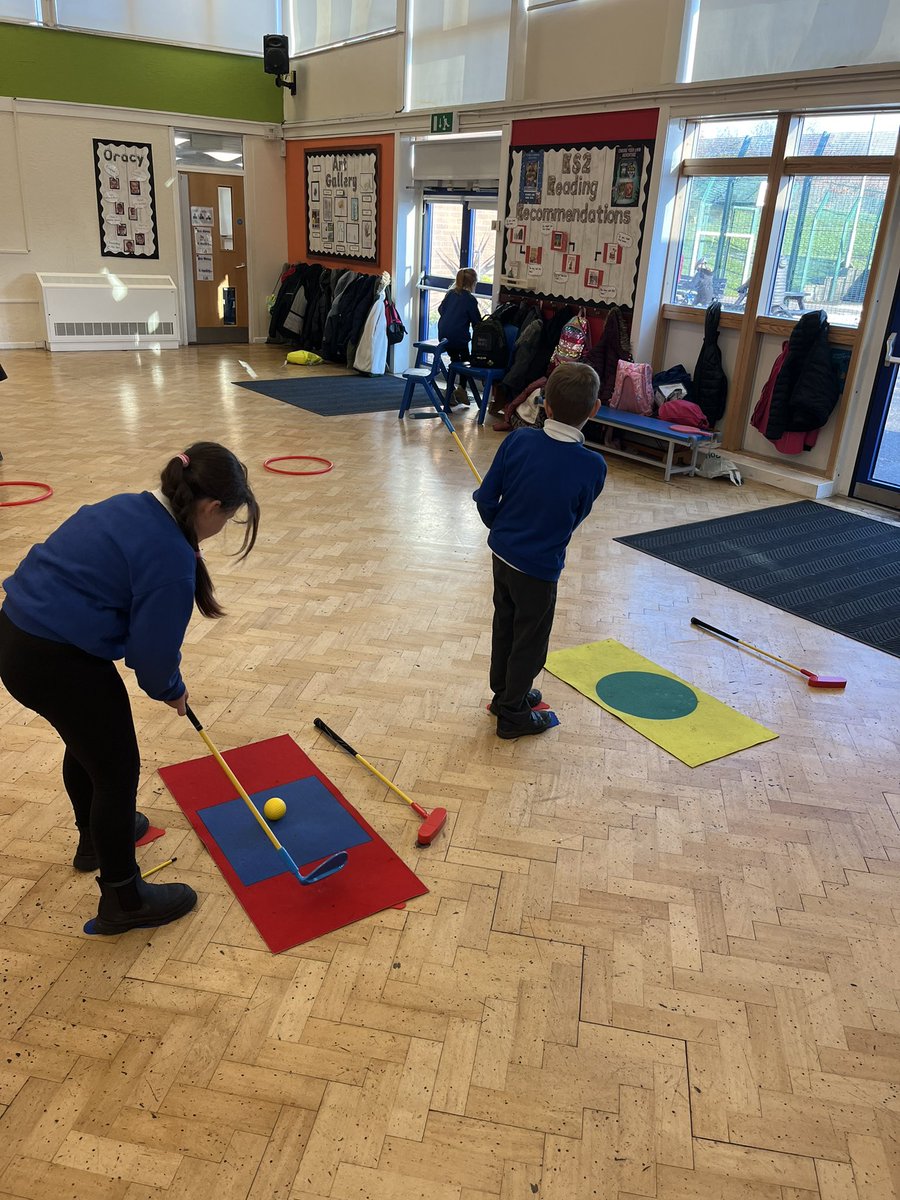 MPSECOMMUNITY's tweet photo. INTERVENTION PE. 

Today we worked with small groups on golf. 

A great session for children to experience a sport most had never played before. Just working on our fundamentals of stance and our swing. Improving the hand-eye coordination.

Well done everyone @FieldheadPA https://t.co/IJAhah8Ckw