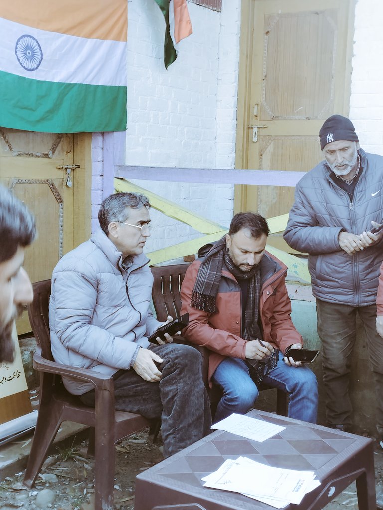 RDD_Ramhall's tweet photo. Worthy ADDC sir &amp; BDO sir visiting different panchayats of Block Ramhall during the Viksit Bharat Sankalp 2023 https://t.co/HVEr77qNHZ