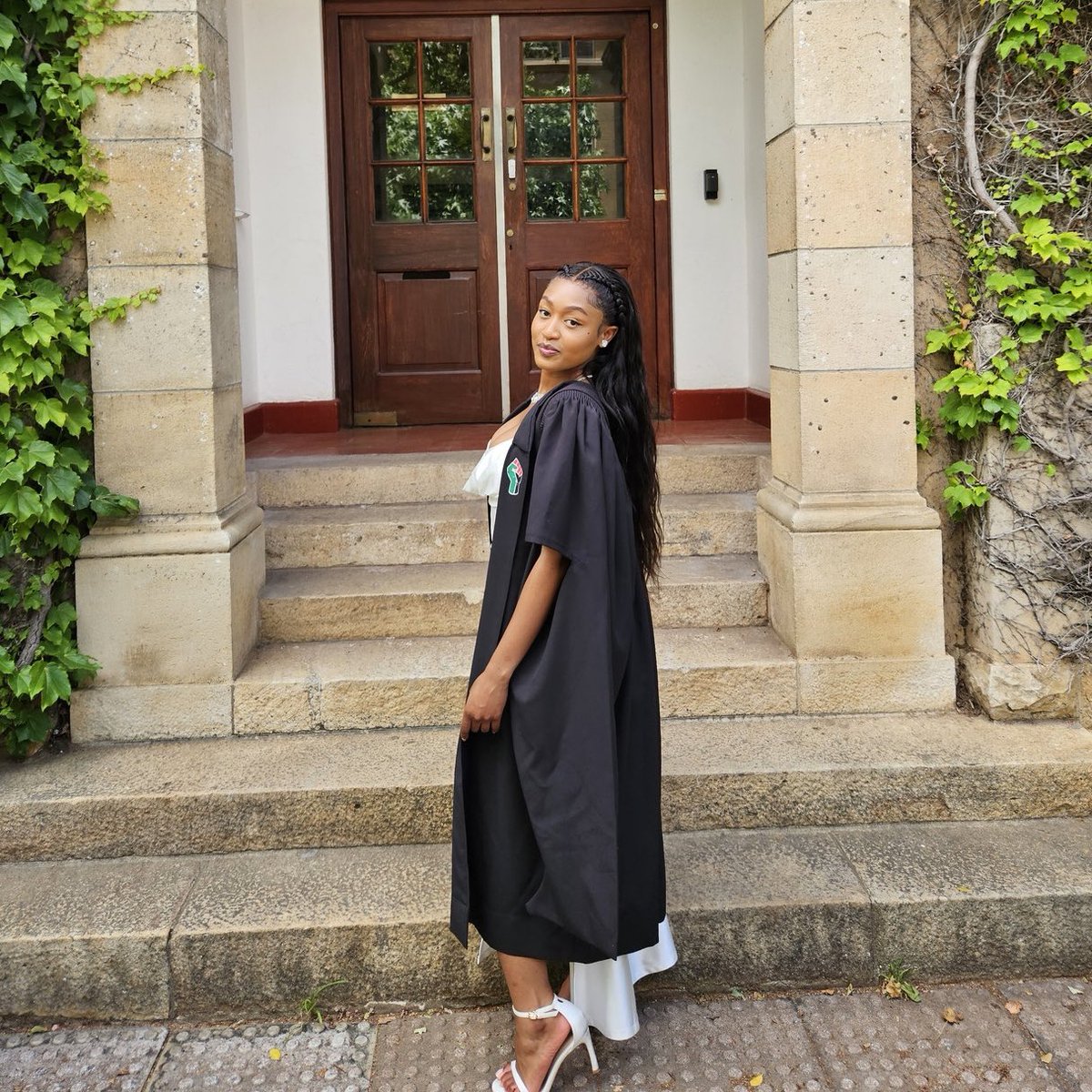 ora ʚɞ tweet media