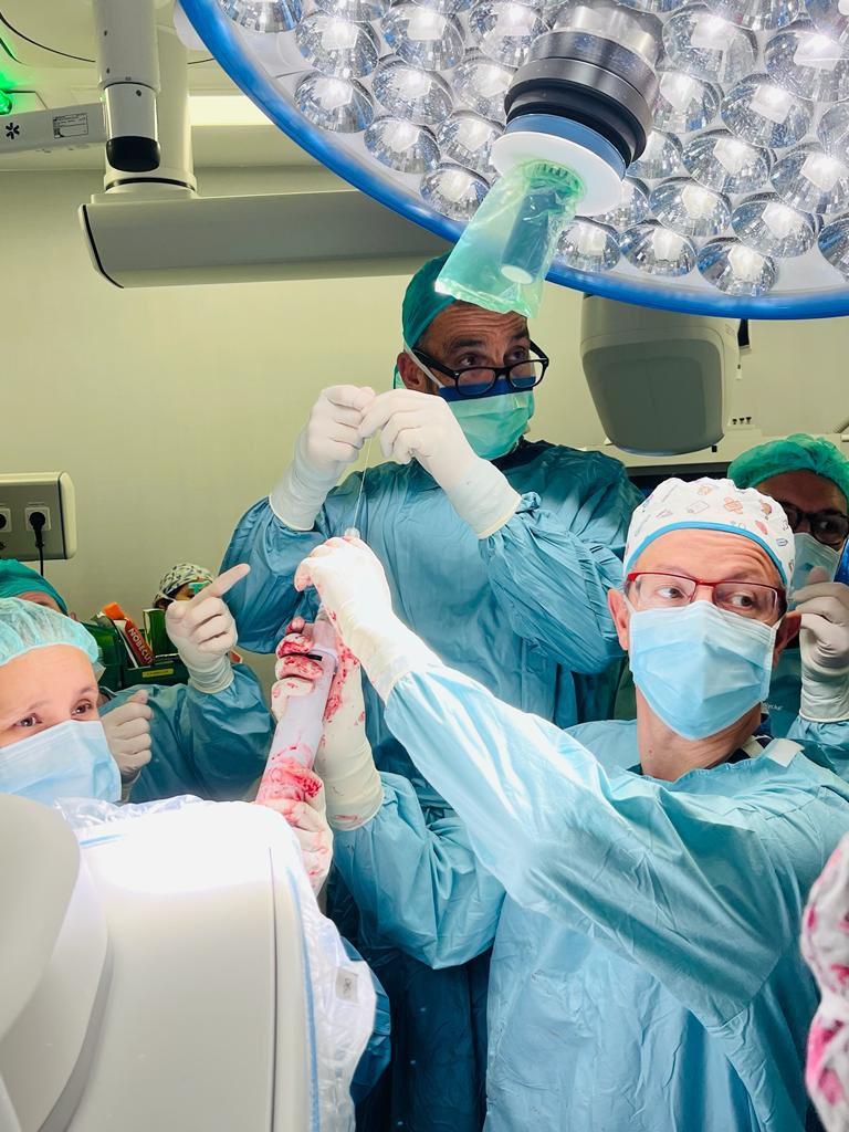 Cardiac Surgery Vall Hebrón Hospital tweet media