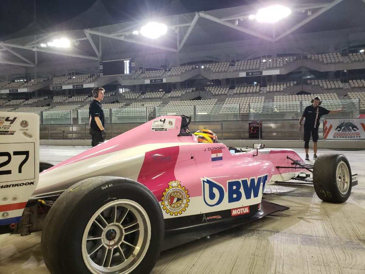 JavierBenitez_N's tweet image. HILO DE FOTOS CON LOS AUTOS Y MOMENTOS DE JOSHUA DUERKSEN🇵🇾 DE 2019 A LA ACTUALIDAD:

F4 EAU 2019🇦🇪

(MÜCKE MOTORSPORT🇩🇪)