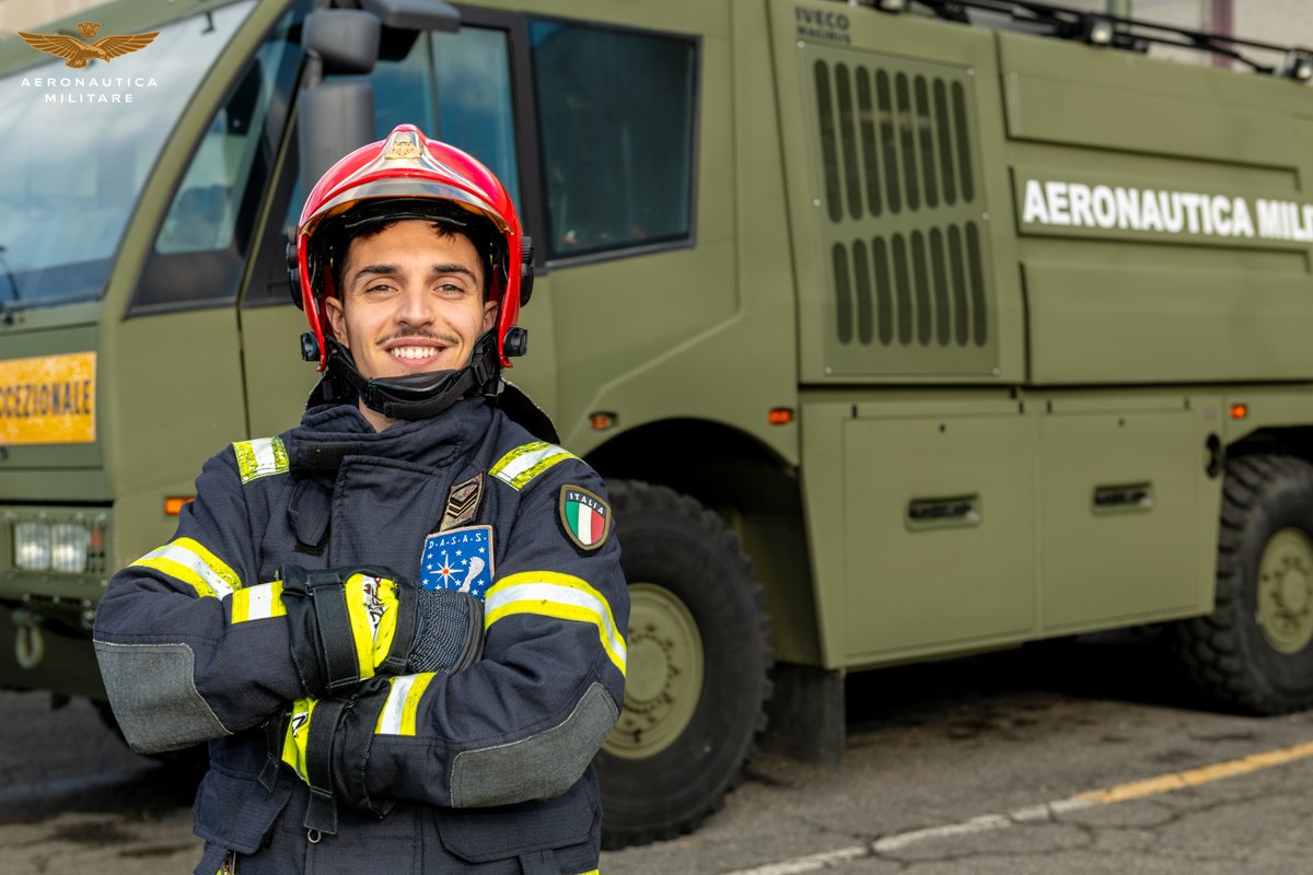 ItalianAirForce's tweet photo. Hai mai sentito parlare dello specialista antincendio?
Questo è uno dei compiti che possono svolgere i Volontari in Ferma Prefissata Iniziale 

Tutte le informazioni per inviare la tua domanda al link 👉 https://t.co/iYbWbQVxLQ

#Concorsi2024  #AeronauticaMilitare https://t.co/BFNeqpcj3X