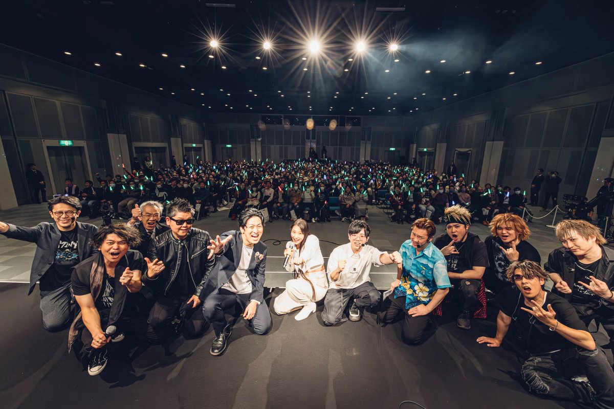 romasaga_rs's tweet photo. 【#ロマサガRS祝5周年🎊公式生放送】 
生放送＆現地観覧などでご視聴頂いた皆様、ありがとうございました✨視聴御礼の💎などを配布しています。#サガステ ゲストの七瀬恋彩さん＆川田祐さん、そしてDESTINY 8の圧巻のライブパフォーマンス。生放送を視聴できなかった方もアーカイブでぜひ👀✨今日から5周年イベント、スタートです！

＼5周年記念へ、皇帝の皆様の御出陣！御出陣！／

#ロマサガRS #ロマサガ2