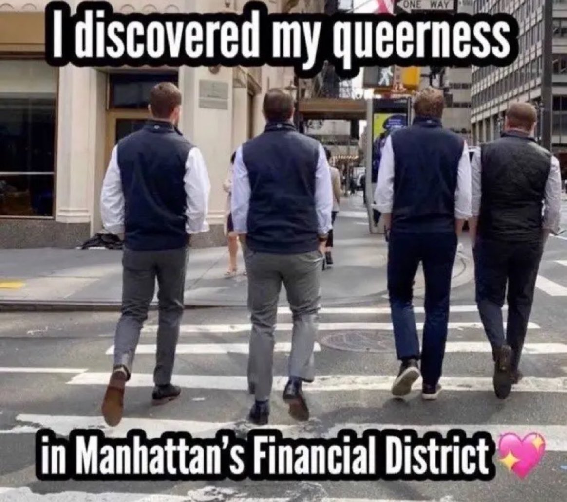 mivelxcx's tweet image. gm