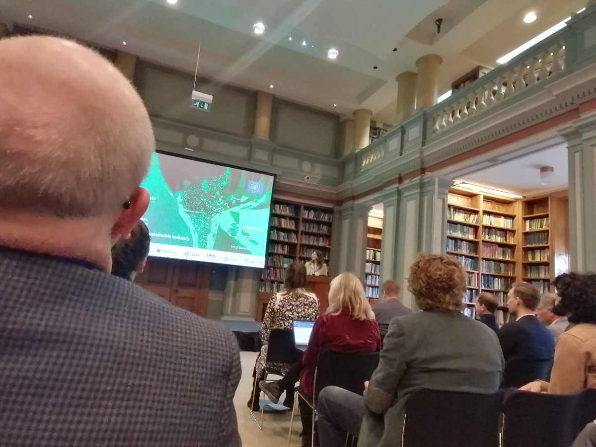 🙌Today Mireia Mora presented the <a href="/LIFEprogramme/">LIFE Programme</a> #Biorefformed project and its results at the <a href="/RoySocChem/">Royal Society of Chemistry</a> seminar "Chemical feedstocks for sustainable industry"