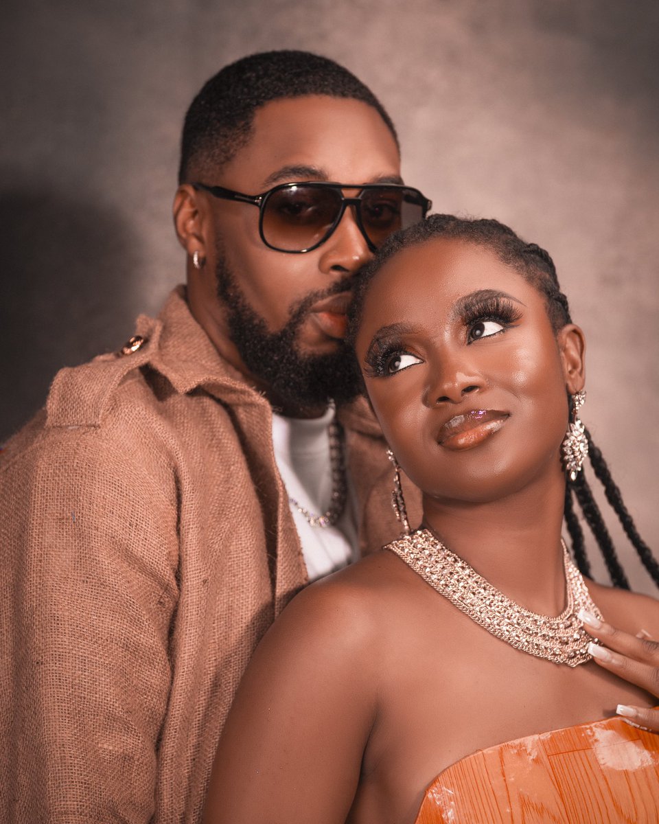 tiannahstyling2's tweet photo. Mr &amp; Mrs ikoyi at Tiannah’s Art show
 (ART ANS GRATIA )on The Real housewives of Lagos ,
Should I drop more ?
🥰🥰
They both killed it ,
A Big thank you to @sheggzolusemo &amp; @bellaokagbue for gracing me with their presence,
On my Runway ,
Can’t thank you all enough for,
#rholagos https://t.co/Wqq5dfv0dR