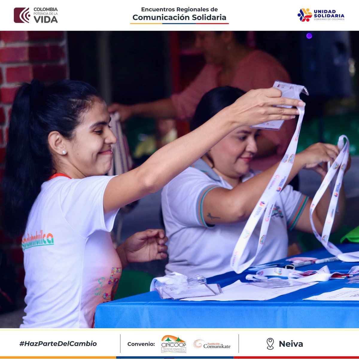 Llegó #Diciembre con su alegría!!! Y empezamos muy bien el último mes. En #Neiva nos reunimos hoy con las organizaciones para nuestro Encuentro Territorial de Comunicación Solidaria. Completamos 10 Encuentros !!!!