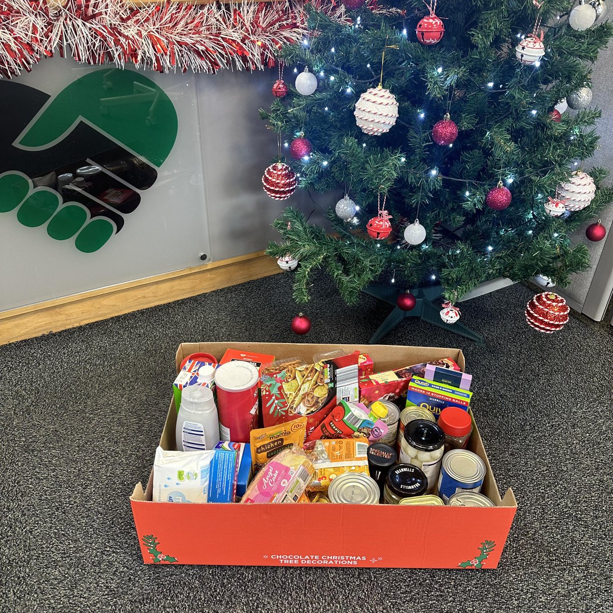 NorthfieldPship's tweet photo. We're continuing to receive wonderfully generous donations from our Reverse Advent Calendar! Just a reminder, there's still time to contribute your donations to us before the 15th of December. Your support is greatly appreciated! 🎄 https://t.co/eTwTqGLF4v
