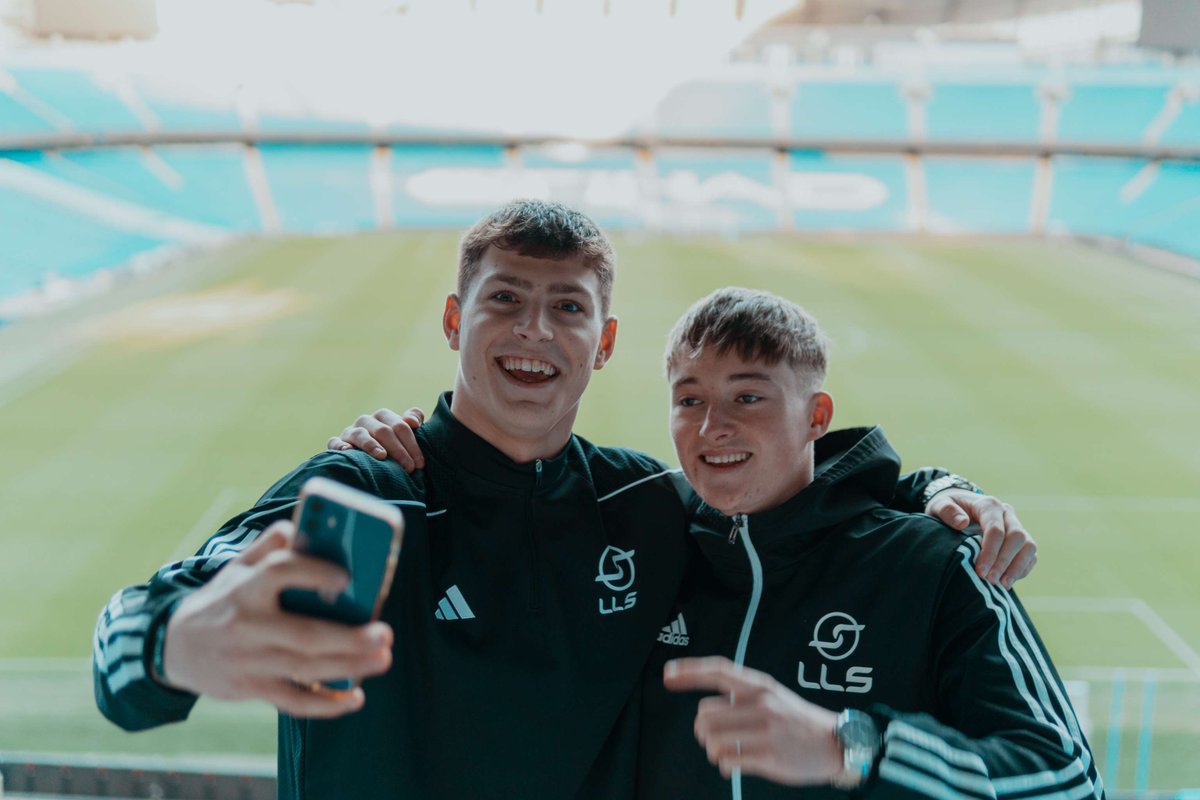 LLSonline's tweet photo. 🌍 Global Coaching Conference 2023 🌍

Yesterday we hosted our seventh annual conference (our biggest event to date!) at the Etihad Stadium with over 300 guests consisting of global employers, exhibitors, students and staff.

Thank you to everyone who was involved! 👏 https://t.co/NvHMK32bXt