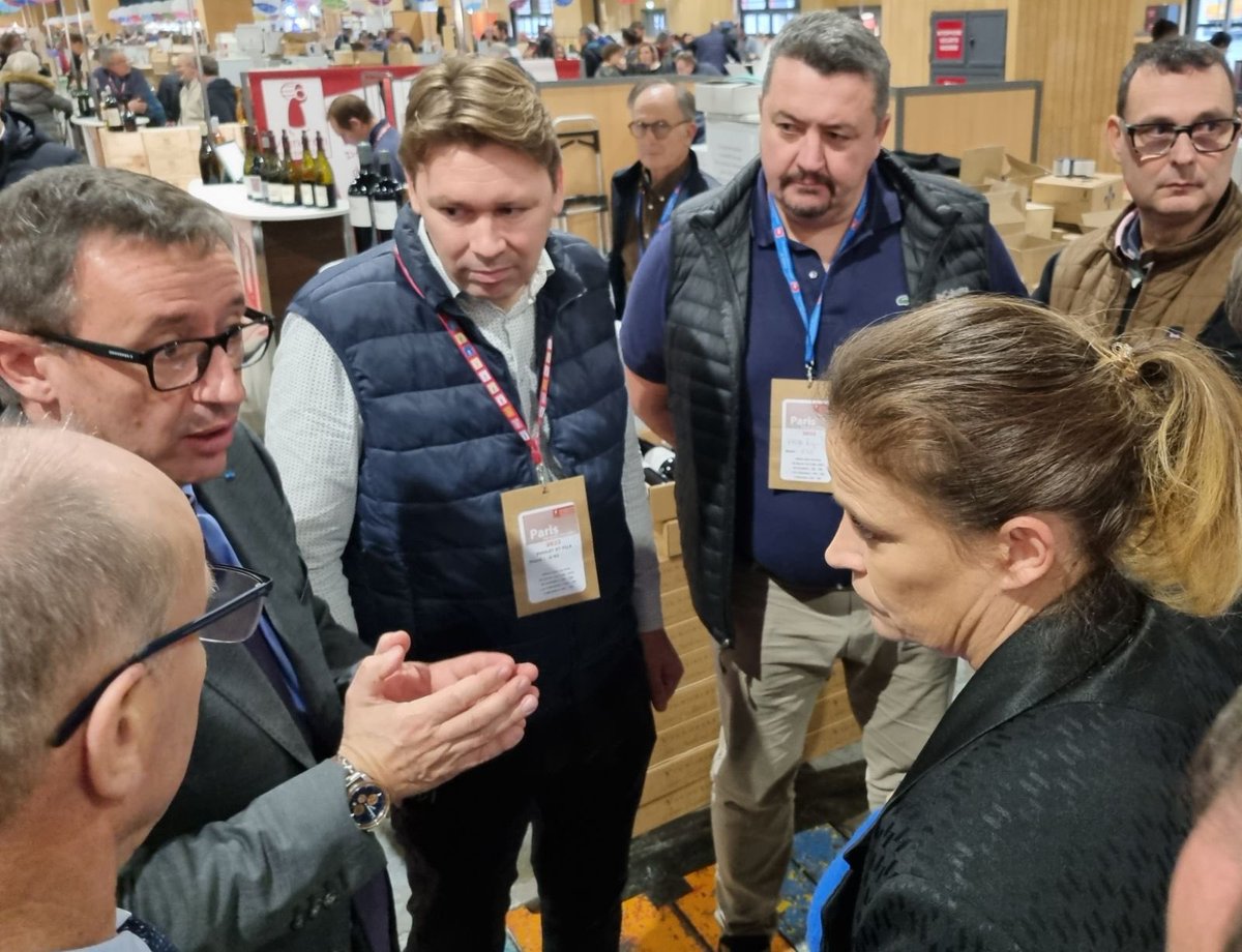 Vignerons Indépendants de France (@vigneronindep) on Twitter photo Salon des <a href="/vigneronindep/">Vignerons Indépendants de France</a> , matinée de travail avec <a href="/oliviagregoire/">Olivia Gregoire</a> , nos TPE au cœur de l’économie 🇫🇷 et sa triple performance: rayonnement export, oenotourisme et économie territoriale ! Une ministre à l’écoute et engagée au service des TPE artisanales Salon des <a href="/vigneronindep/">Vignerons Indépendants de France</a> , matinée de travail avec <a href="/oliviagregoire/">Olivia Gregoire</a> , nos TPE au cœur de l’économie 🇫🇷 et sa triple performance: rayonnement export, oenotourisme et économie territoriale ! Une ministre à l’écoute et engagée au service des TPE artisanales