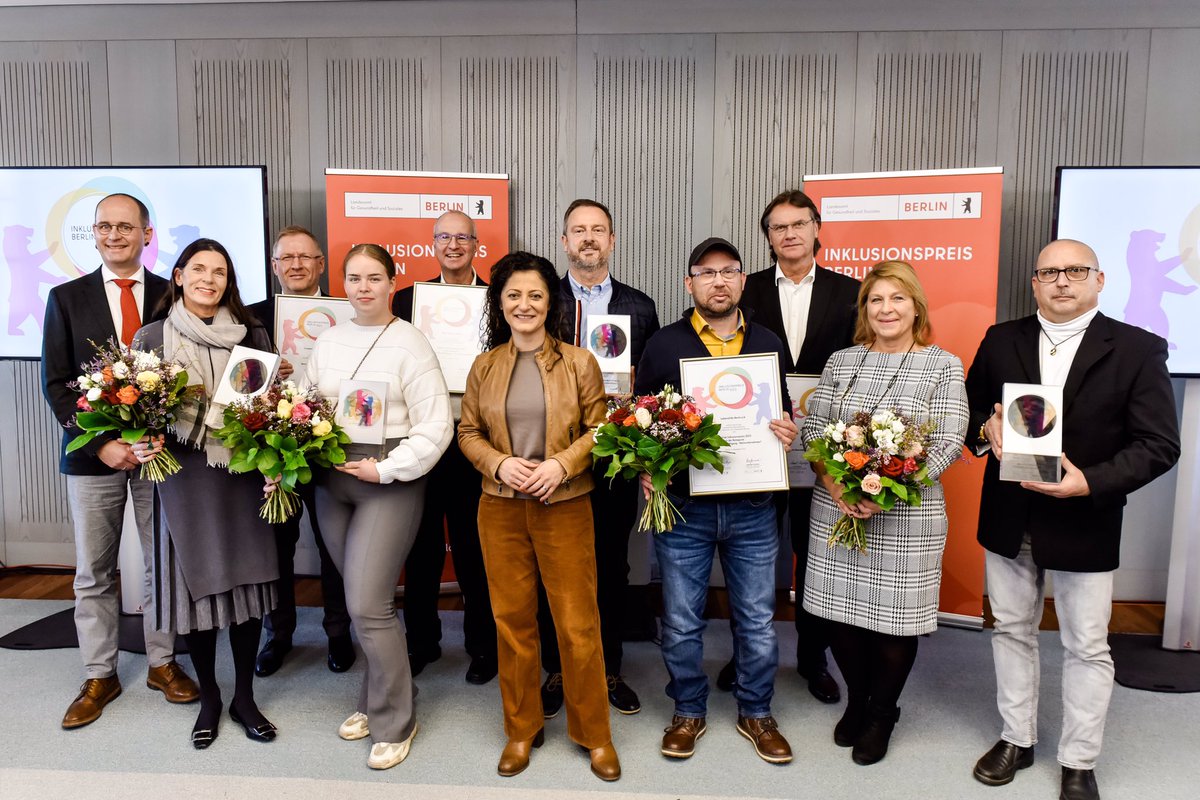 Senatorin @CanselK und LAGeSo-Präsident Straßmeir haben heute vier vorbildliche Arbeitgebende mit dem #Inklusionspreis #Berlin 2023 ausgezeichnet. PM: berlin.de/lageso/service…