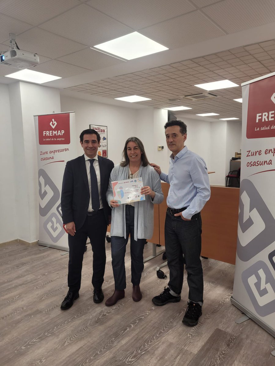 Muchísimas gracias a Fremap, Sending y a todas aquellas personas que habéis colaborado en nuestra campaña de recogida de tapones: Una mano amiga en favor de la AESRT
#fremap
#sending
#taponessolidarios
#unamanoamiga
#tejiendoredesdesolidaridad
#rubinsteintaybi