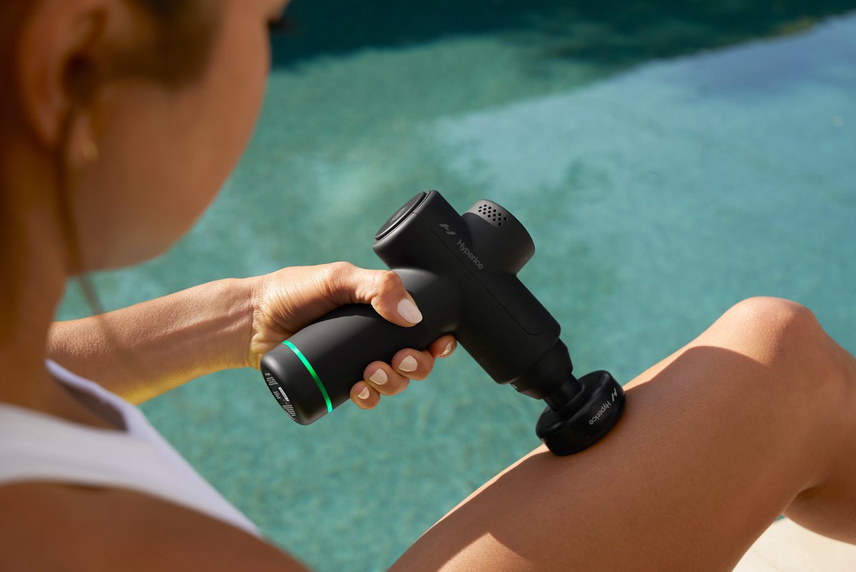 USASwimming's tweet photo. It's all about a good recovery 🙌

RT for a chance to win a @Hyperice Hypervolt Go 2 with Heated Head attachment!

#12DaysofGiveaways rules » https://t.co/1qnAsGpyps https://t.co/R7XBb3FQVM