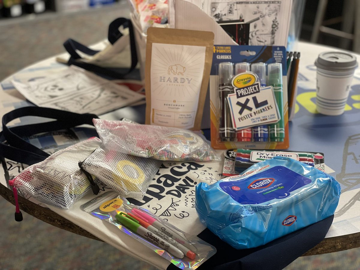 First time getting these wonderful appreciation bags!! Thank you! #HappyAlpacaDay