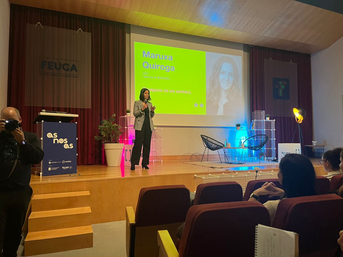 nosday's tweet image. Estamos escuchando a Maruxa Quiroga que nos habla de El negocio de los sentidos. #asnosas23