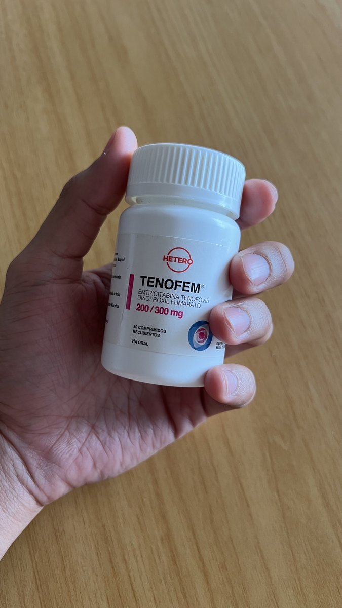 Hoy 1 de diciembre es el Día Mundial de la Lucha contra el SIDA. #WorldAIDSDay2023

🧵 Abro hilo sobre cómo acceder al PreP en 🇨🇱Chile si perteneces a una Isapre, desde mi experiencia con CruzBlanca.

En primer lugar… ¿Qué es el PreP?