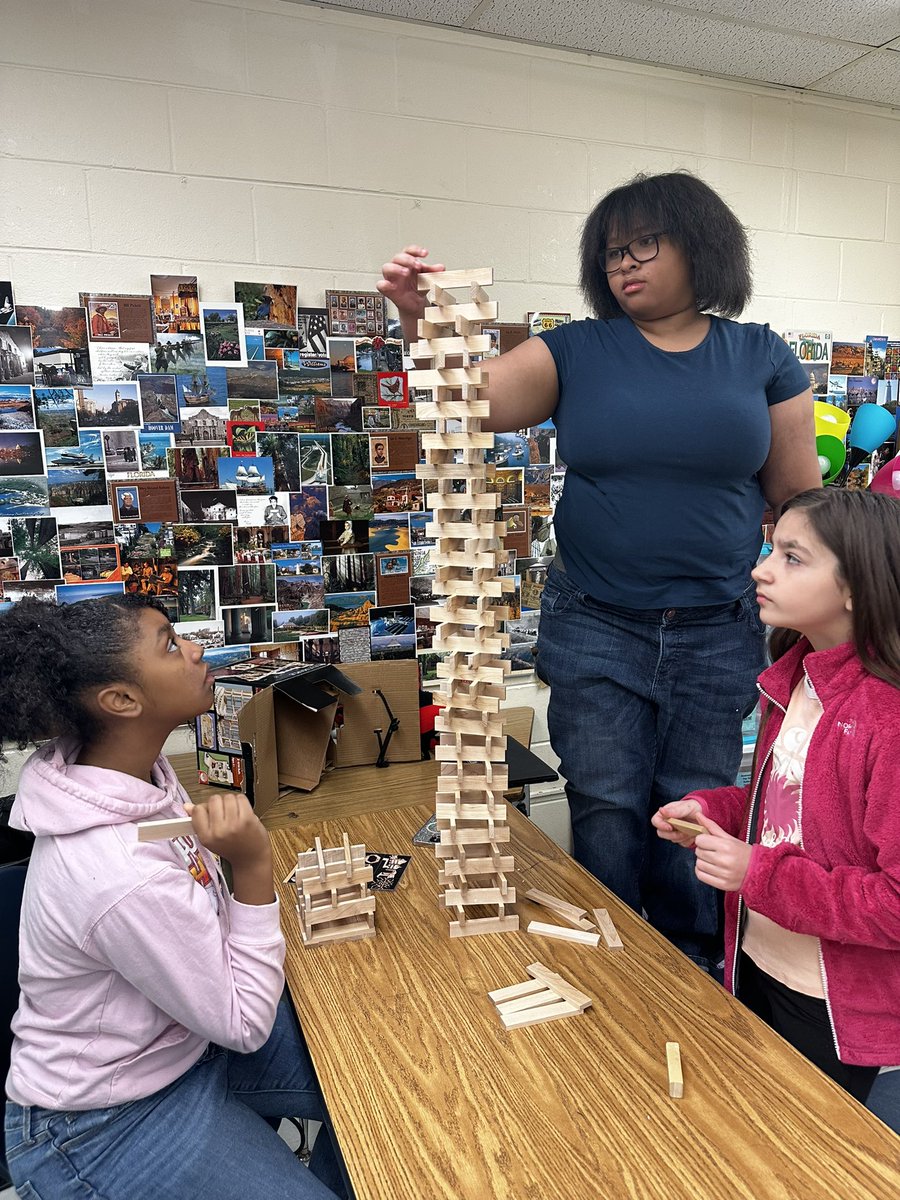 sojournal_truth's tweet photo. We had a fun time at the Q this morning! @QMSGriffins had their first Maker Morning, and the Keva Planks challenge was a success! โฆannndddd the girls won! ๐ช๐พ๐ ๐
#girlsdostem #deeperlearning https://t.co/C5mIt6gKDW