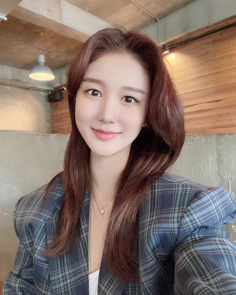 Eye edge...feeling...for the purpose of making normal friends, then you are my friend!