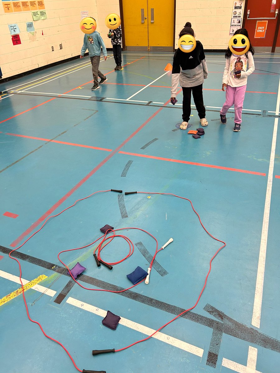 HumewoodHPE's tweet photo. Some more #targetgames action from this past week π― @opheacanada #TGfU https://t.co/Kl1Q8GZtld