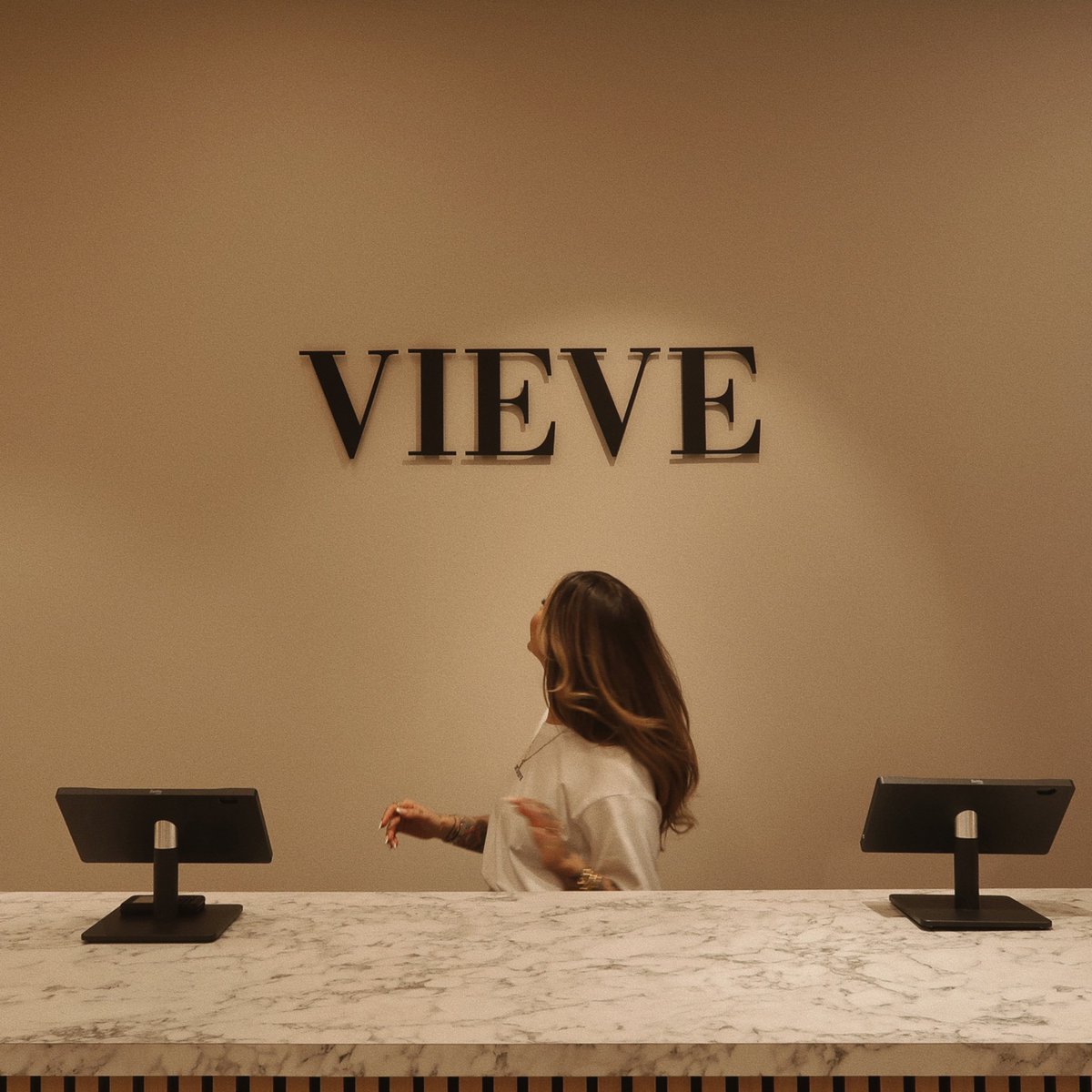 Calling all GlasVIEVEgians and beyond... we are OPEN! Come visit At Home with VIEVE in Princes Square from today until December 22nd. Discover more via the link in bio. #VIEVE