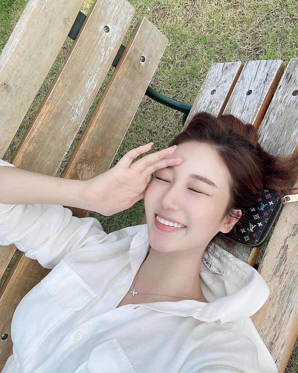 Acquaintance is fate, and fate depends on people! hehe!