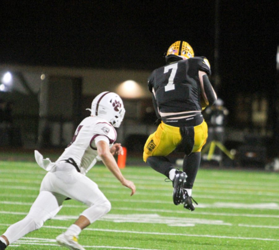 CB West Football tweet media